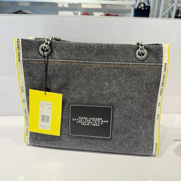 Marc Jacobs The Denim Chain Medium Tote Bag Black Wash 2F4HTT018H05 - Picture 3 of 7